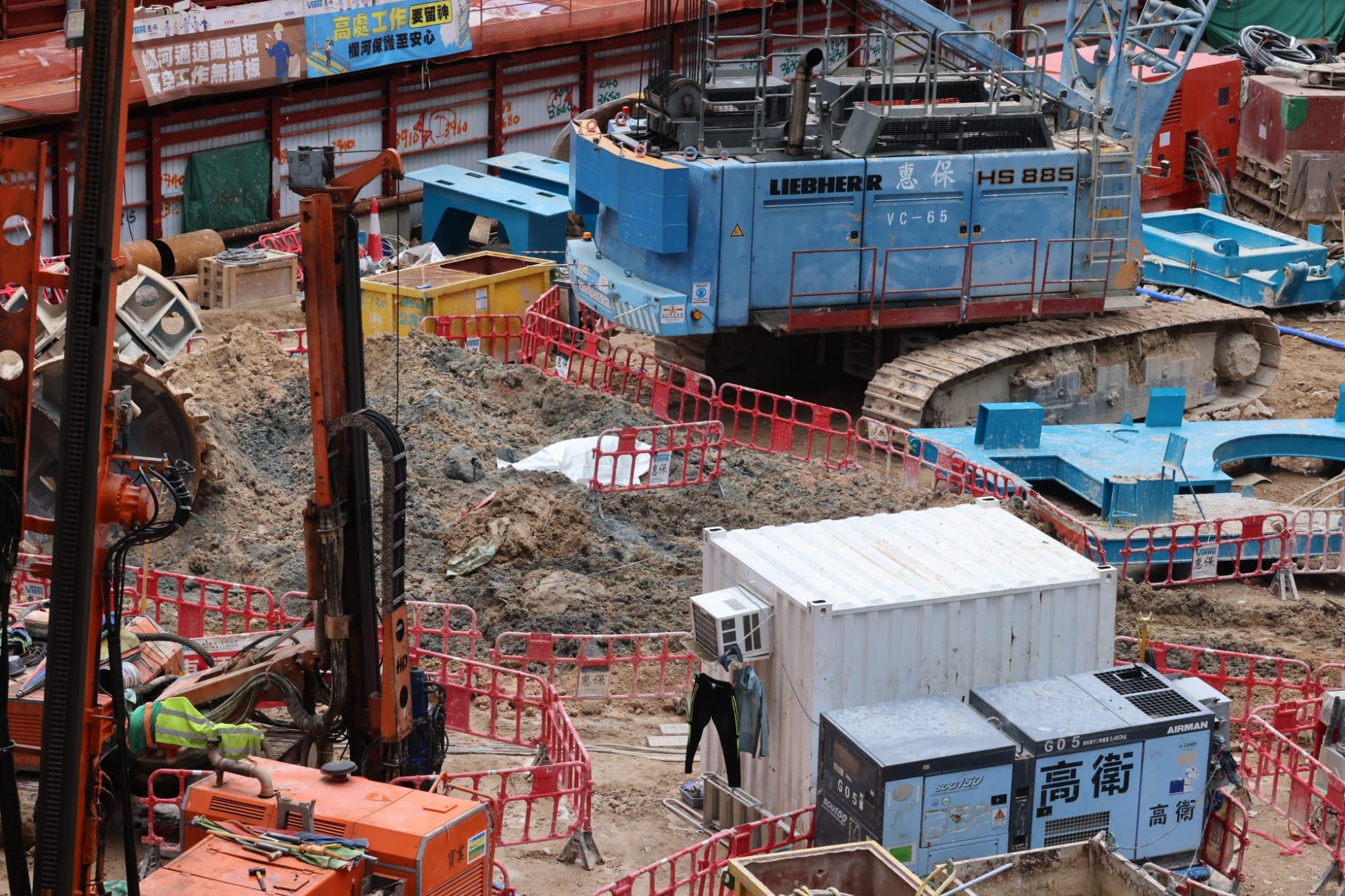 鰂魚涌濱海街地盤發現懷疑戰時炸彈