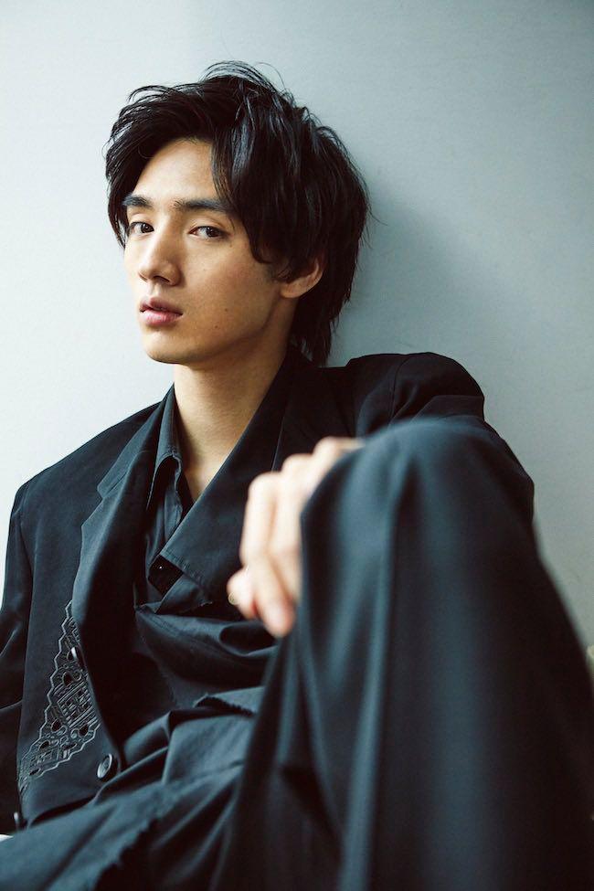 日本男星清水尋也今日爆出涉嫌持有大麻被捕消息。