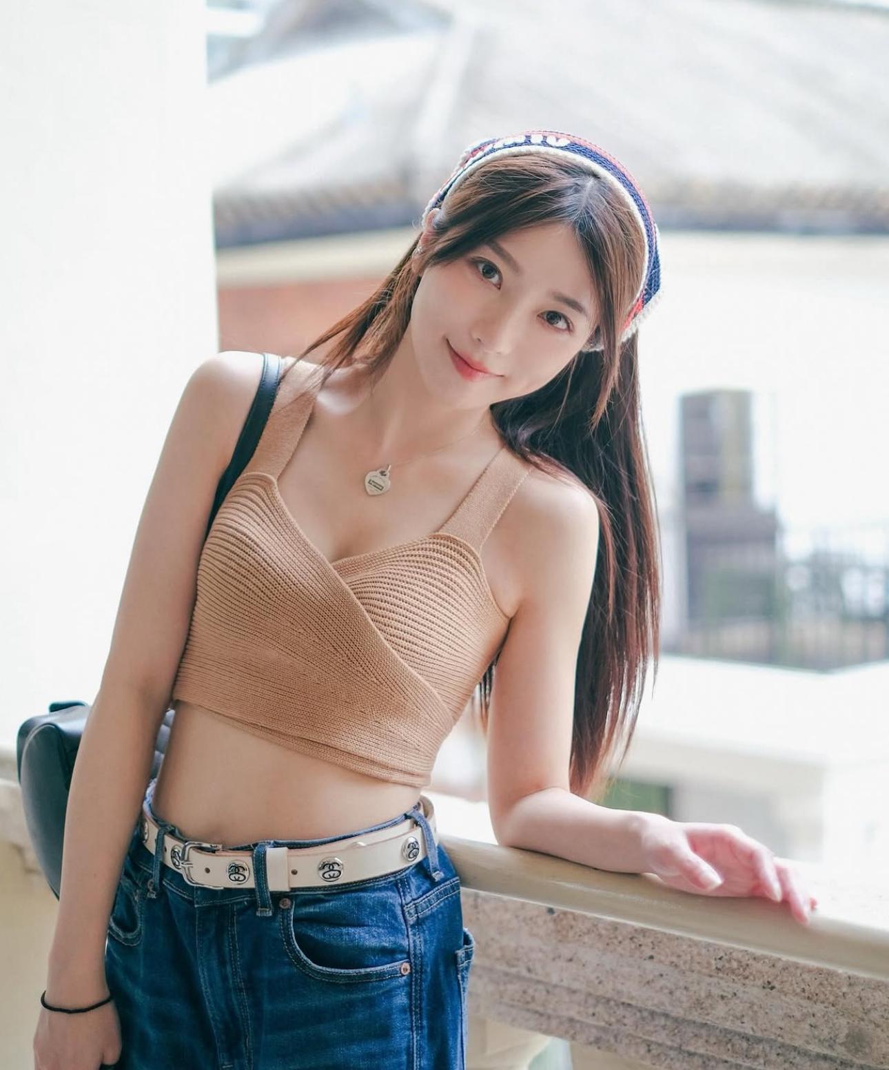 樊沛珈由網上平台踩入電視圈。