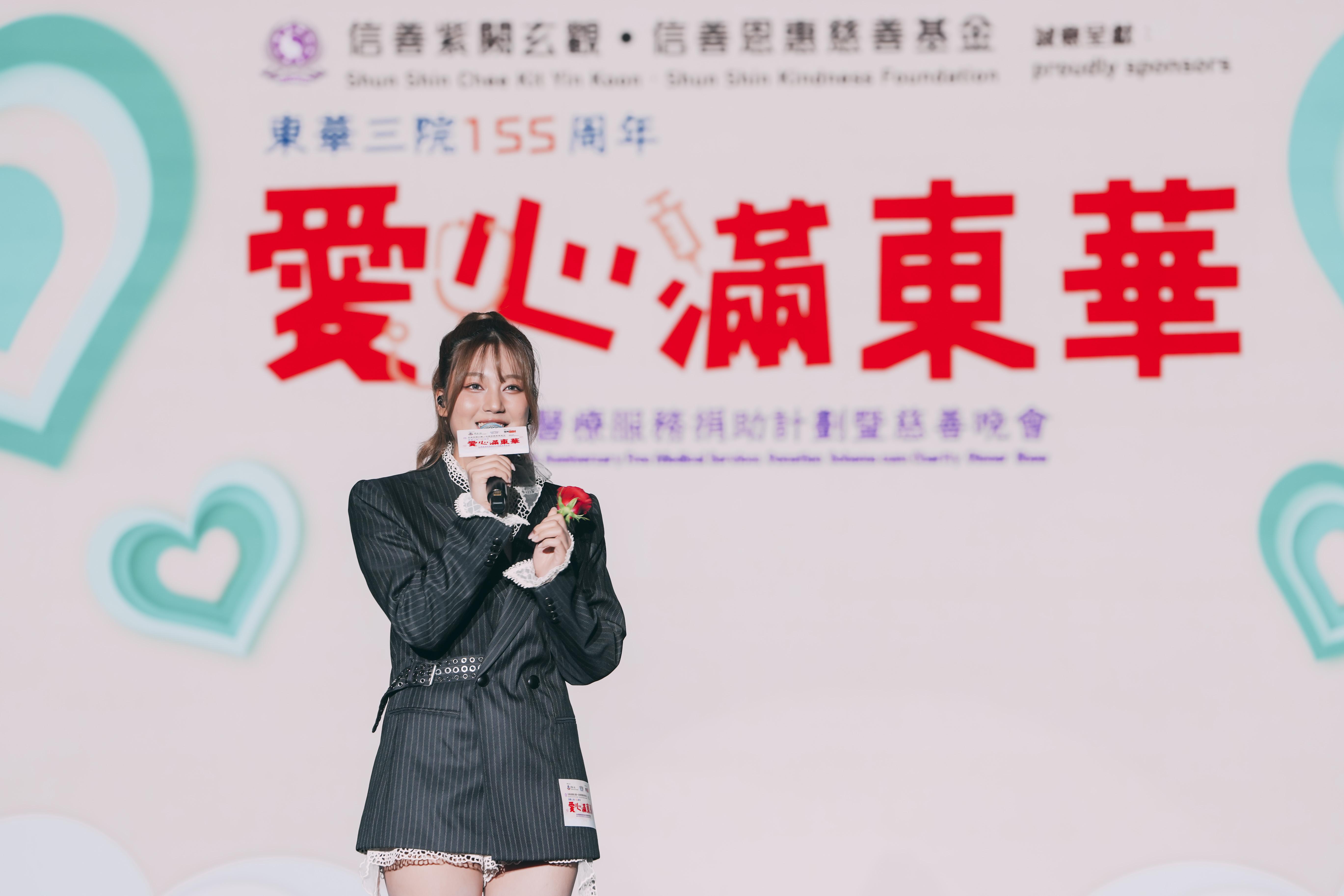 「愛心大使」Feanna黃淑蔓演繹其動人作品《未至於》以及《差一點我們會飛》