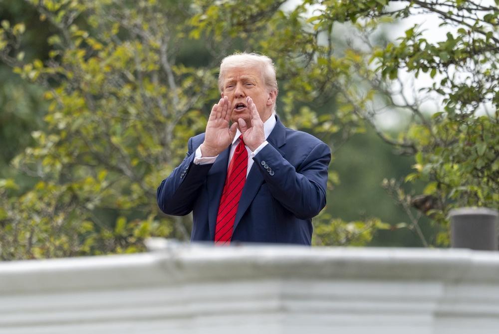 美國總統特朗普此前要求聯儲局要「大幅減息(Big Cut)」。(AP)