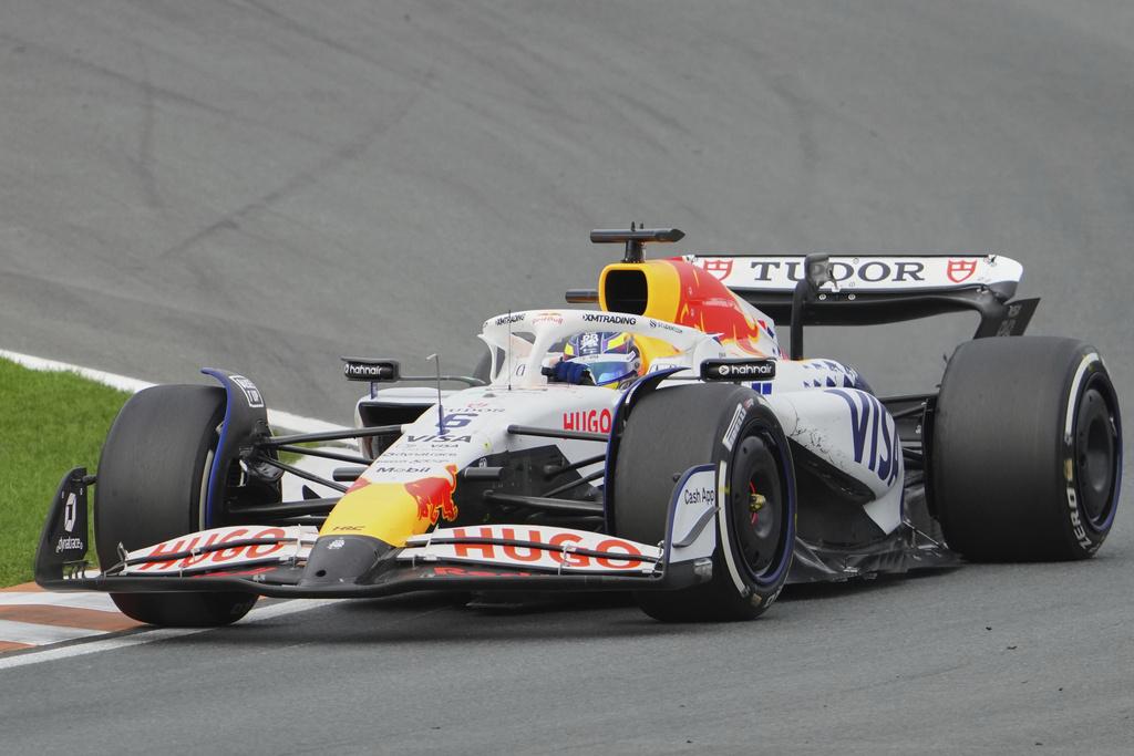 赫查取得生涯首次上頒獎台。(美聯社)