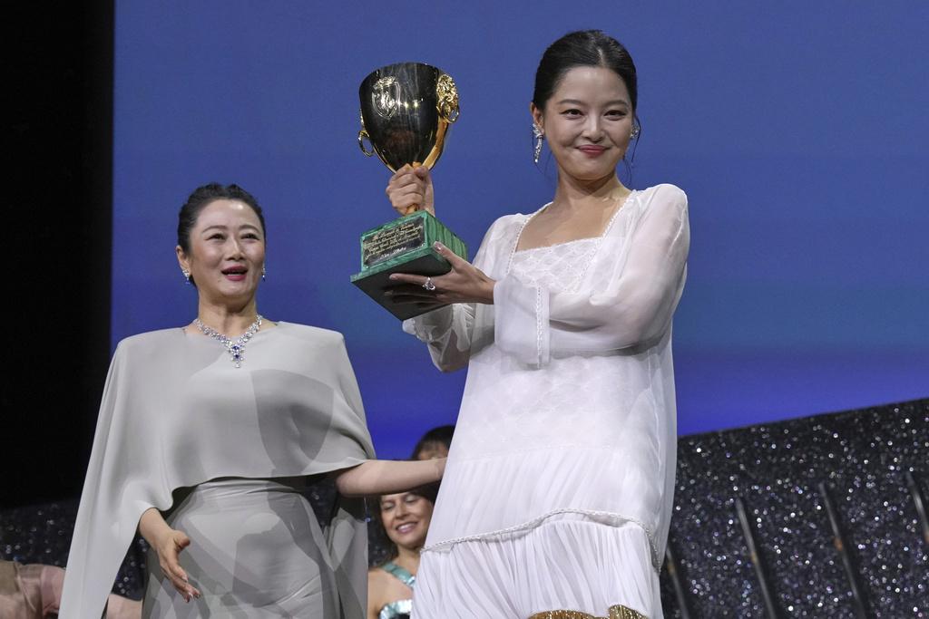 威尼斯影展|辛芷蕾憑《日掛中天》成第三位華人影后。(美聯社)