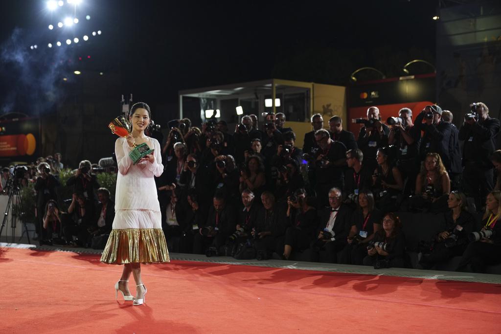 威尼斯影展|辛芷蕾憑《日掛中天》成第三位華人影后。(美聯社)