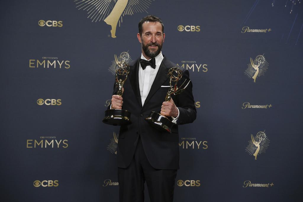 《仁心仁術》男星Noah Wyle憑《匹兹堡》打破宿命,第六次入圍終首度揚威艾美獎榮封視帝。 (美聯社)