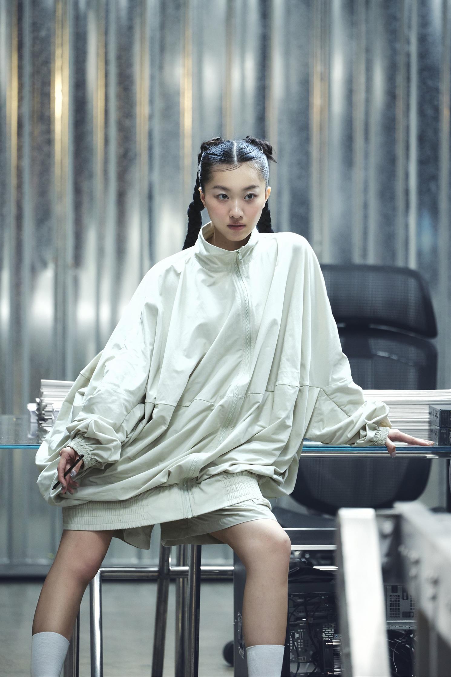 CONSTANCE康堤以新歌《一律建議分手》延續擺脫有毒關係的態度。