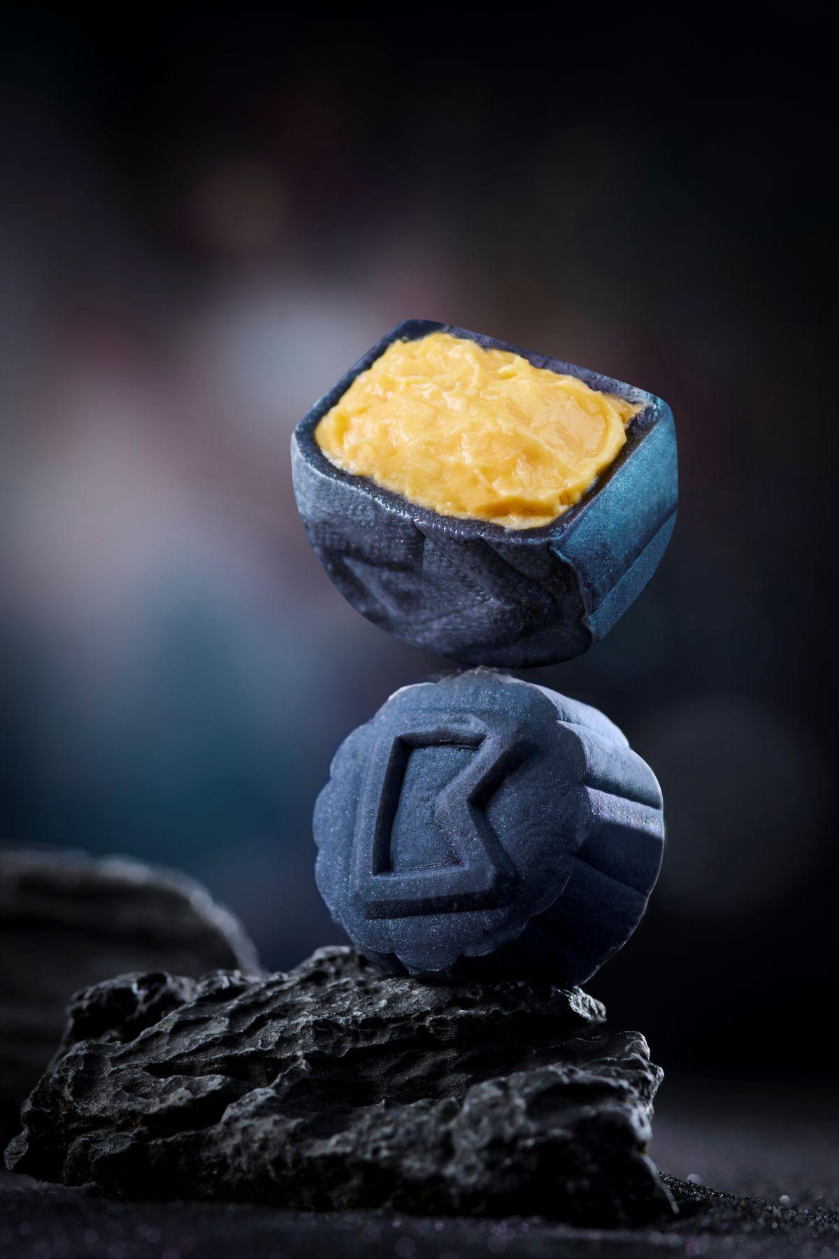 D200黑刺榴槤月餅