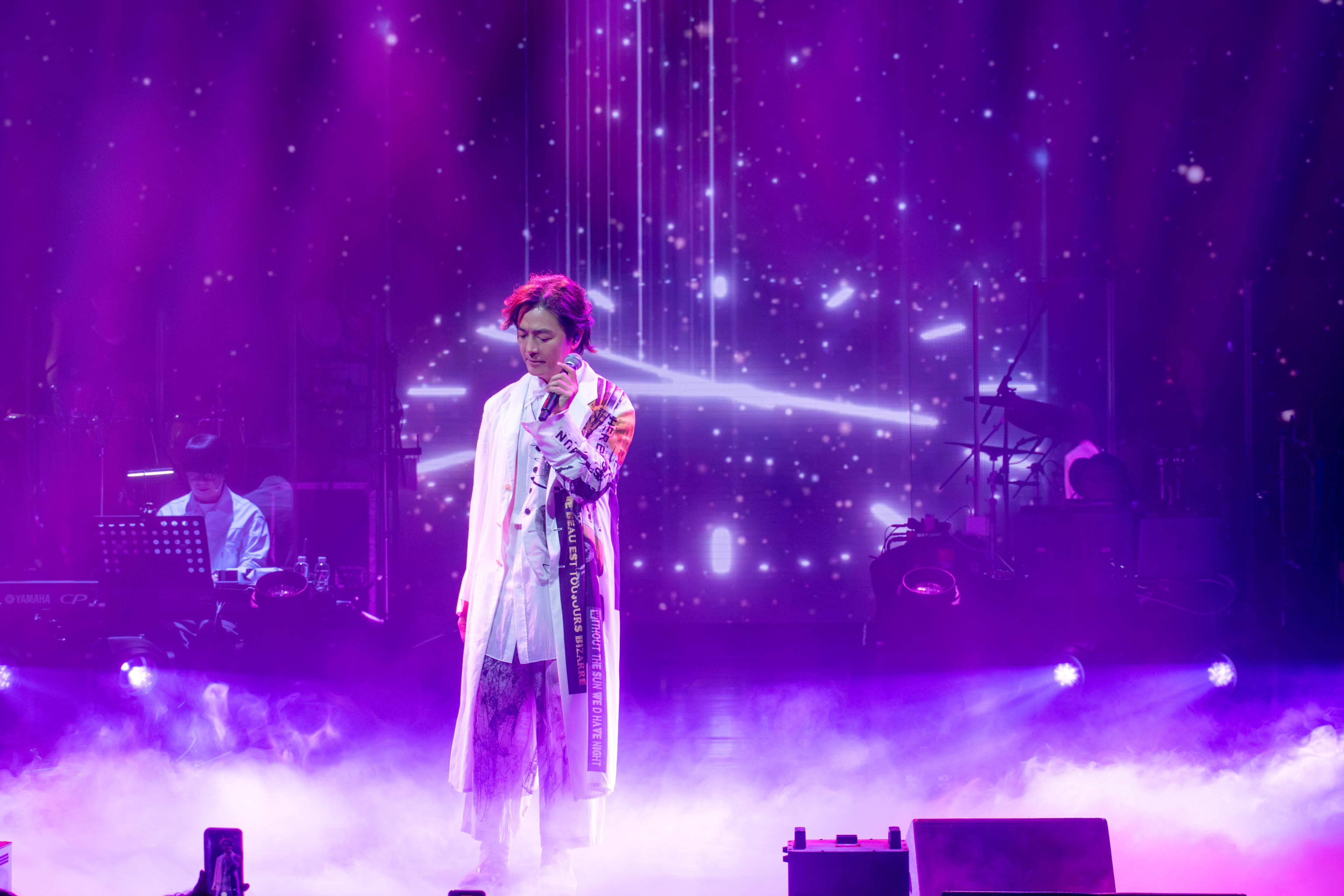 鄭伊健預告12月日本個唱會準備驚喜歌單。