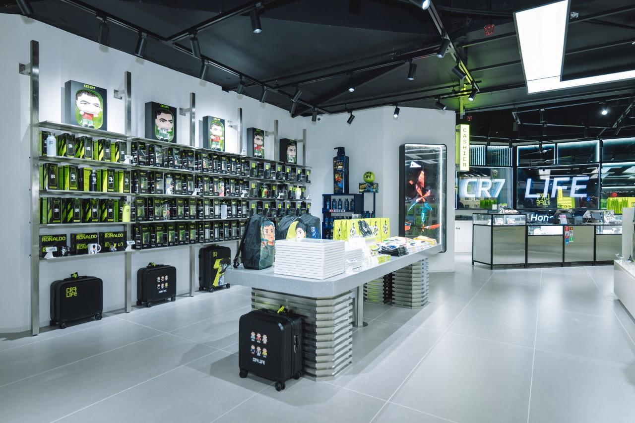 位於時代廣場的全球首家CR7® LIFE官方旗艦店開幕。