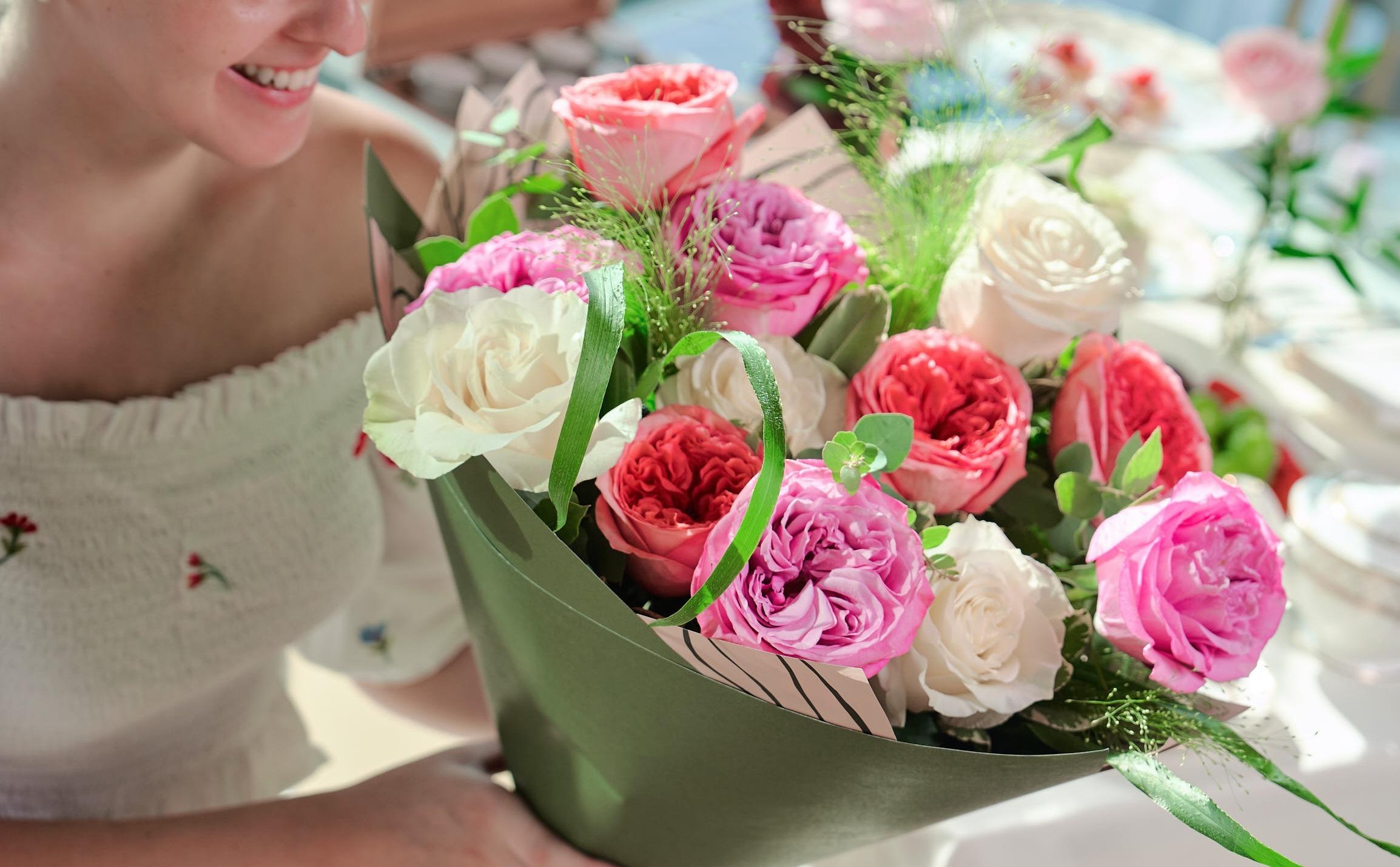 客人可加選精緻的美國玫瑰花束