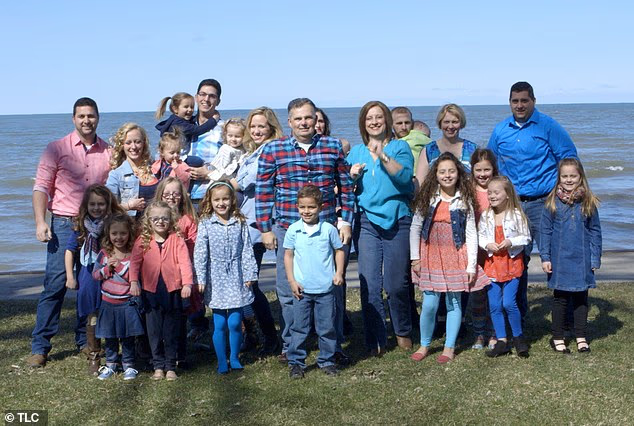 據悉當時在吉普車上的人是曾在TLC電視台播出實境真人騷《遇見普特曼一家》(Meet the Putmans)的普特曼家族成員。