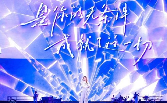 G.E.M.在每個地方獻唱,都會調整歌單,務求給觀眾新鮮感。