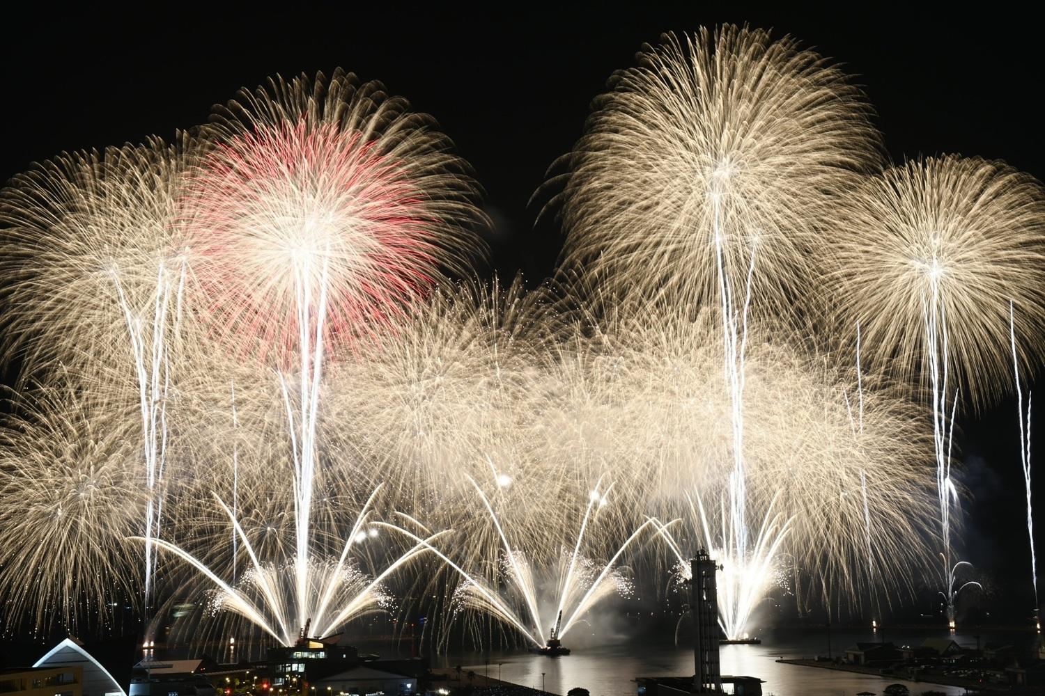 鹿兒島的煙花大會。(鹿兒島市X)