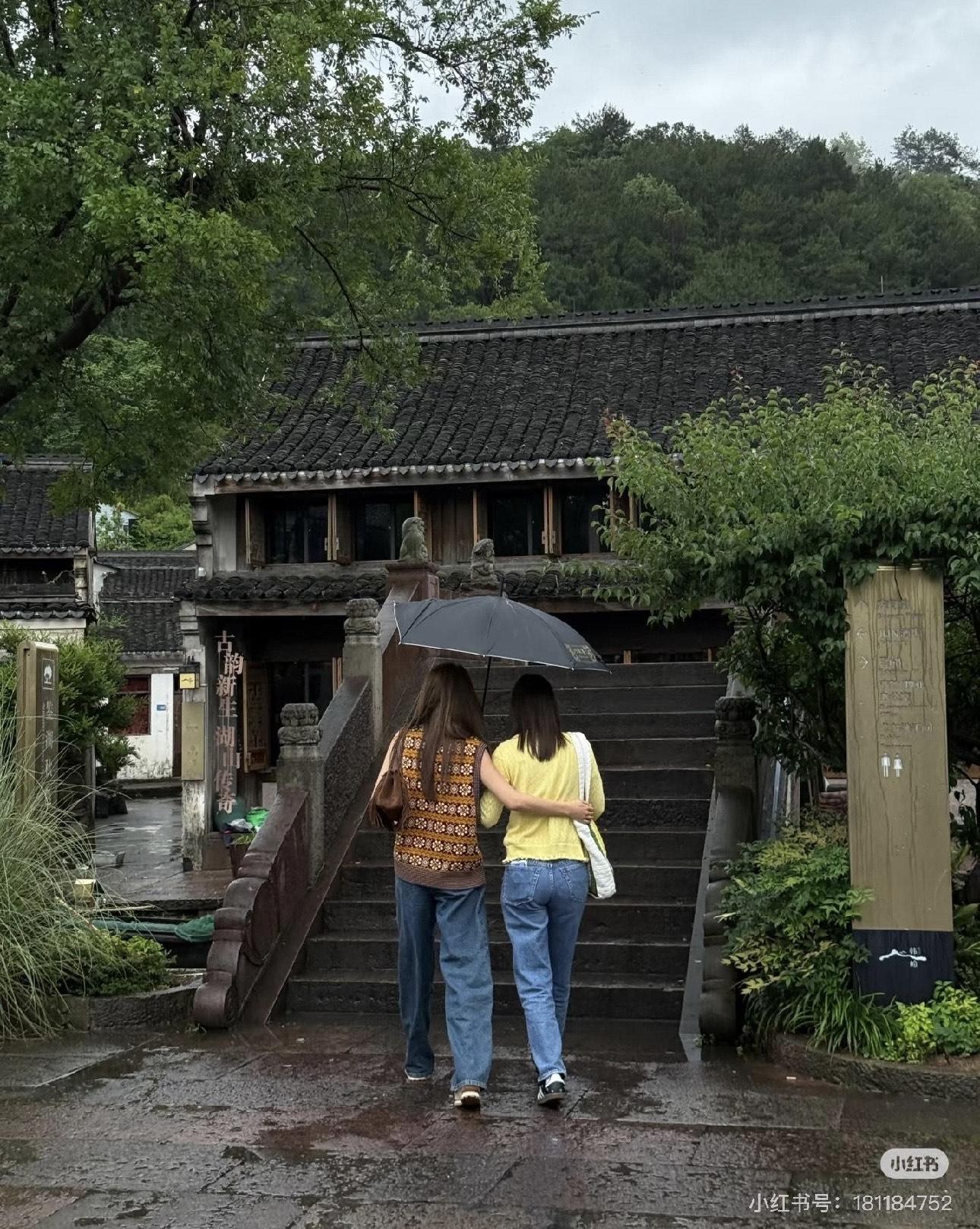 吳千語今年6月被捕獲現求子勝地。