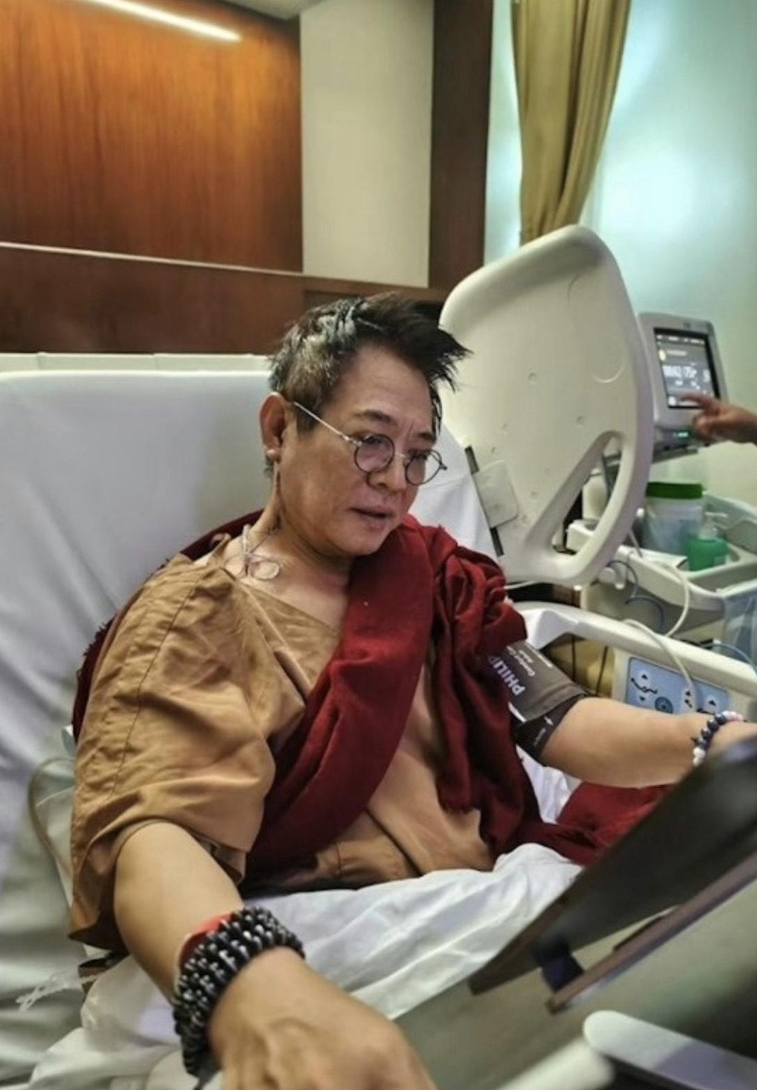 62歲李連杰早前切除頸部腫瘤 。