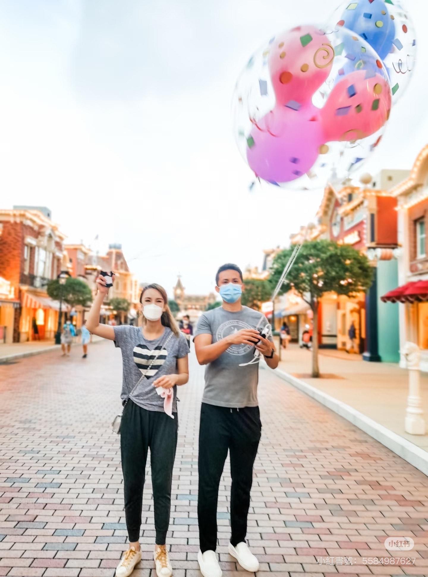 蔡一鳳在社交網分享與盛品儒的甜蜜合照。