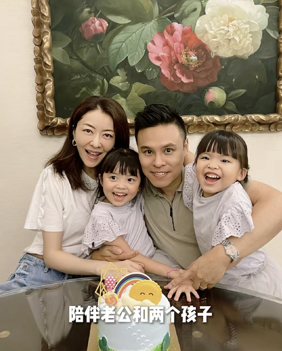 熊黛林不時在社交網大曬與老公的恩愛合照。