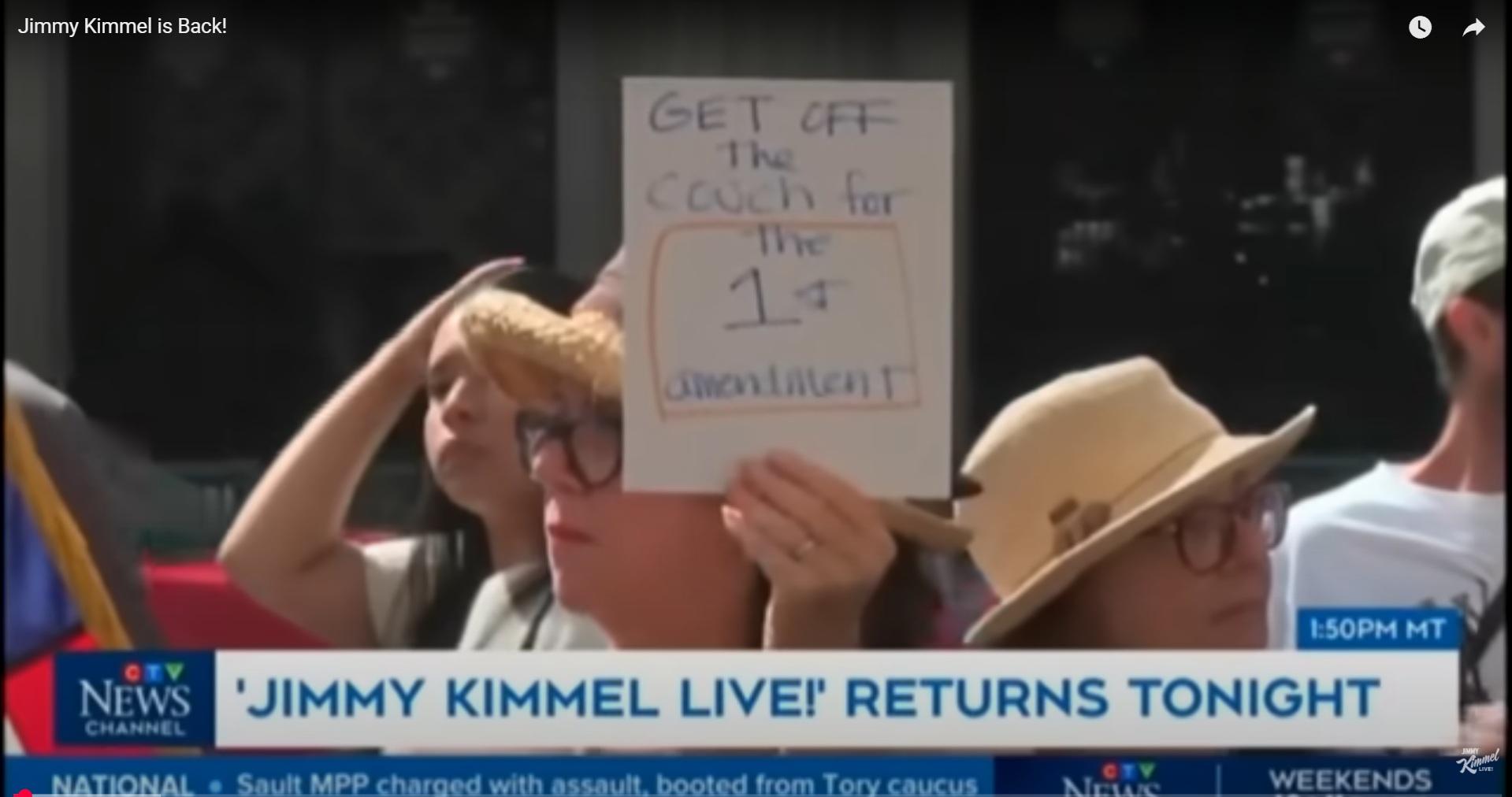 Jimmy Kimmel獲不少美國民眾支持,更到電視台外對他聲援。