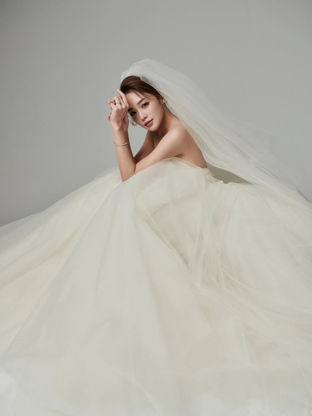 台灣32歲女星林千又最近和美籍丈夫Jeon剛辦婚禮,卻因李行失竊而既生氣又難過。