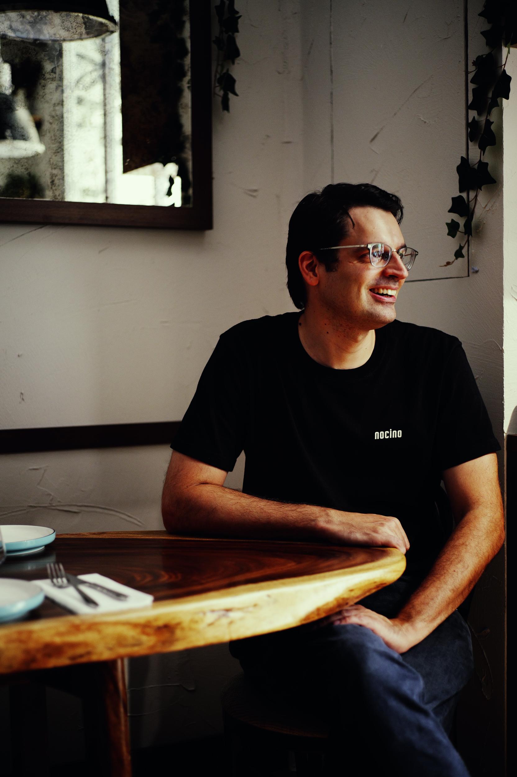 餐廳創辦人兼大廚Matthew Ziemski出生於英國,擁有瑞士與波蘭血統,家族來自瑞士提契諾地區。