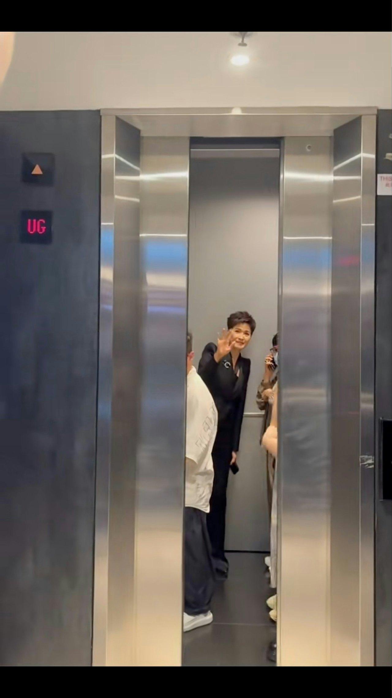 有網民在小紅書分享日前在《PTU》4K重映禮巧遇邵美琪!