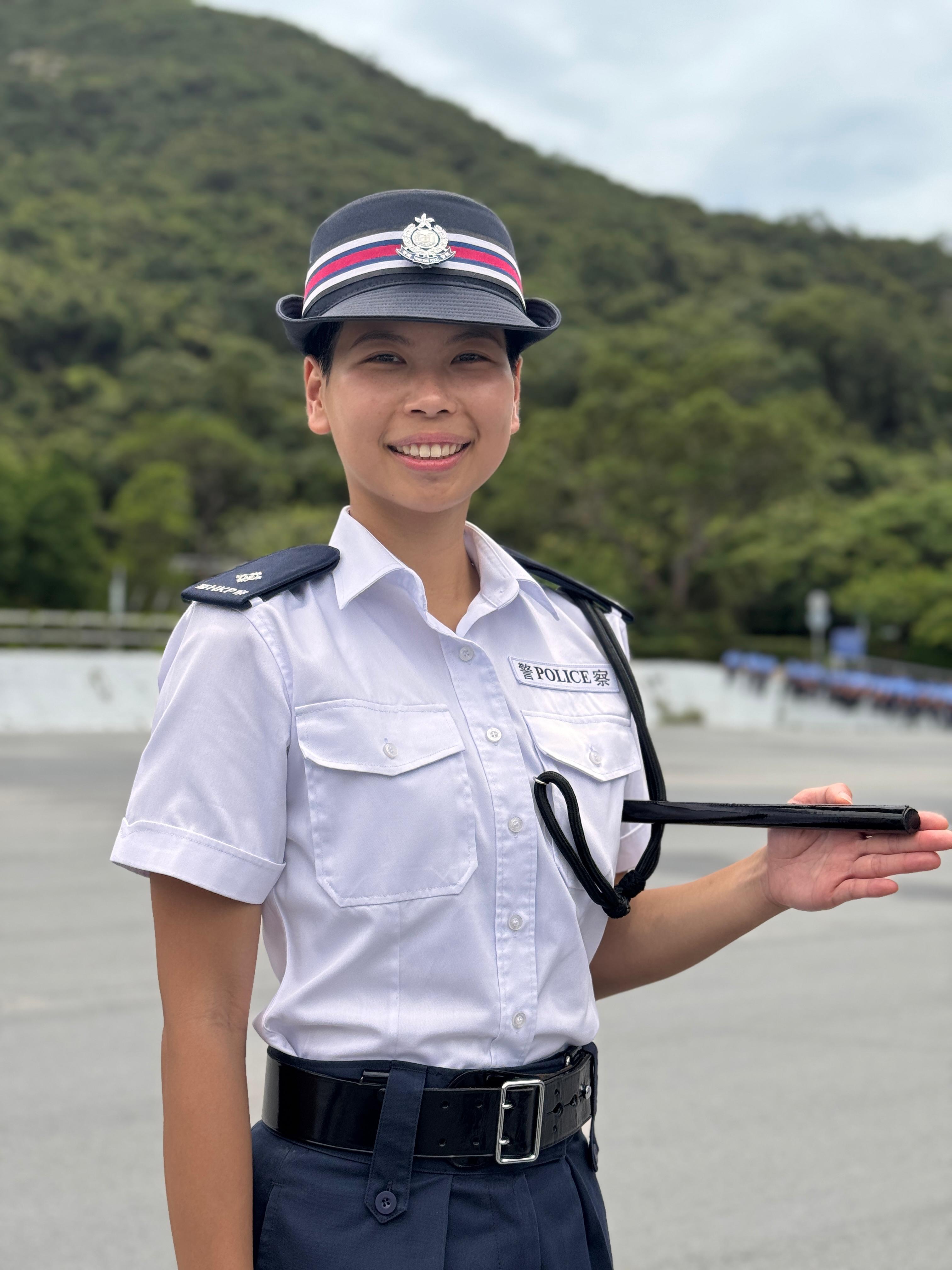 Emma正式成為見習督察。(受訪者提供)