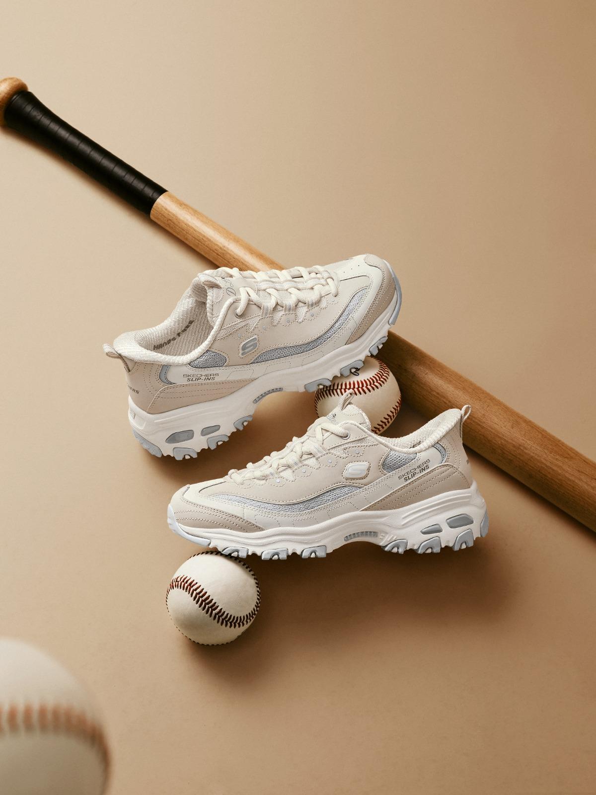 SKECHERS D’Lites® 系列街頭風格升級。