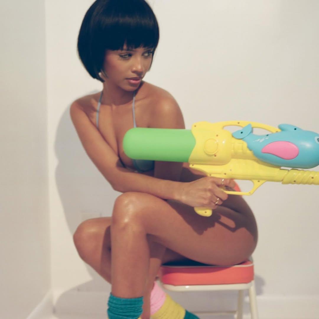 南非小天后Tyla憑《Water》一曲爆紅全球。