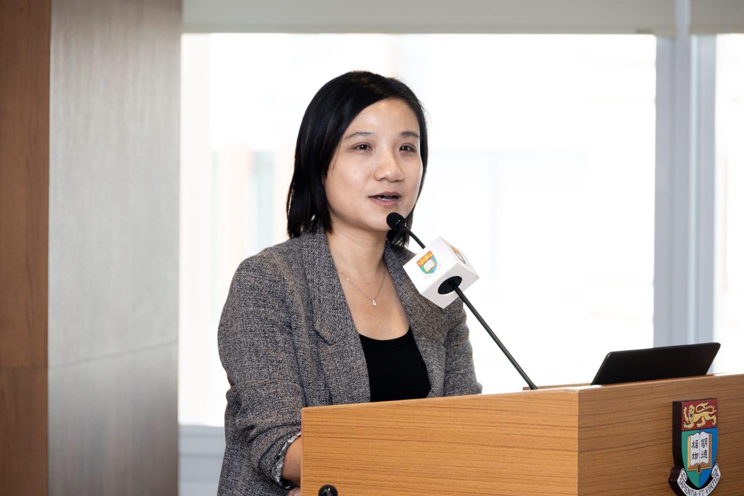 香港大學香港賽馬會防止自殺研究中心培訓顧問及臨床心理學家何倩恒。(周令知攝)