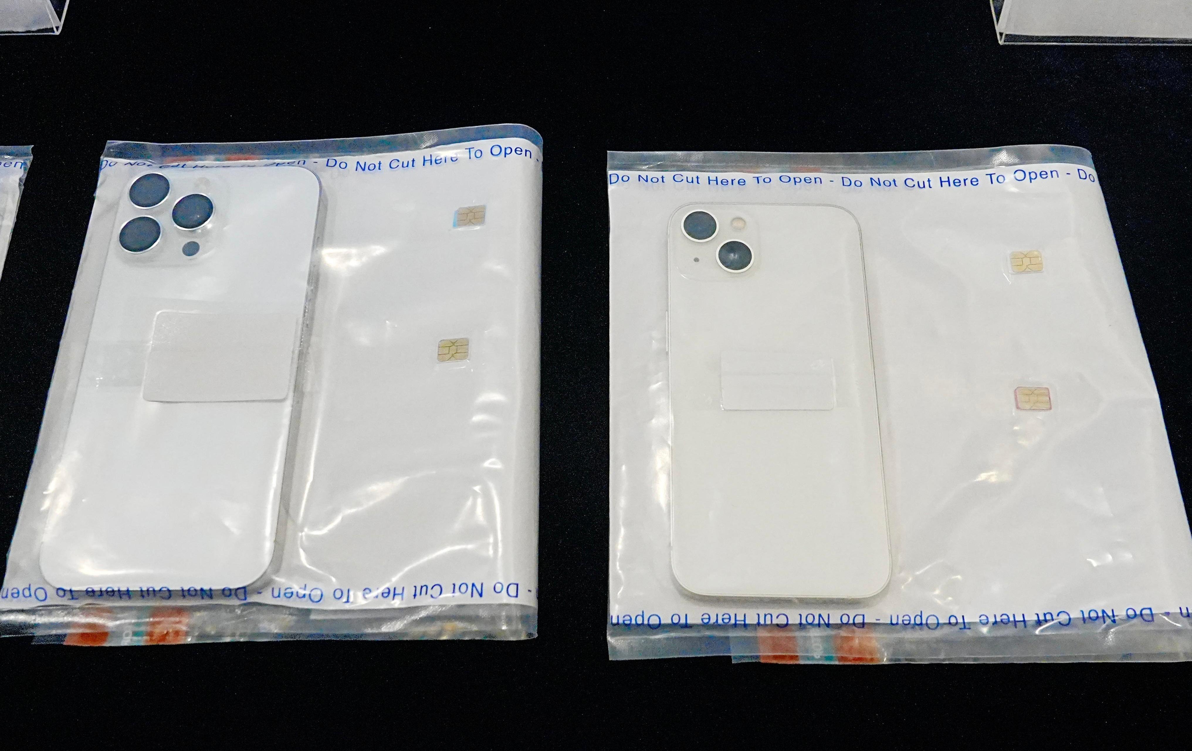 人員被捕人的手提電話。