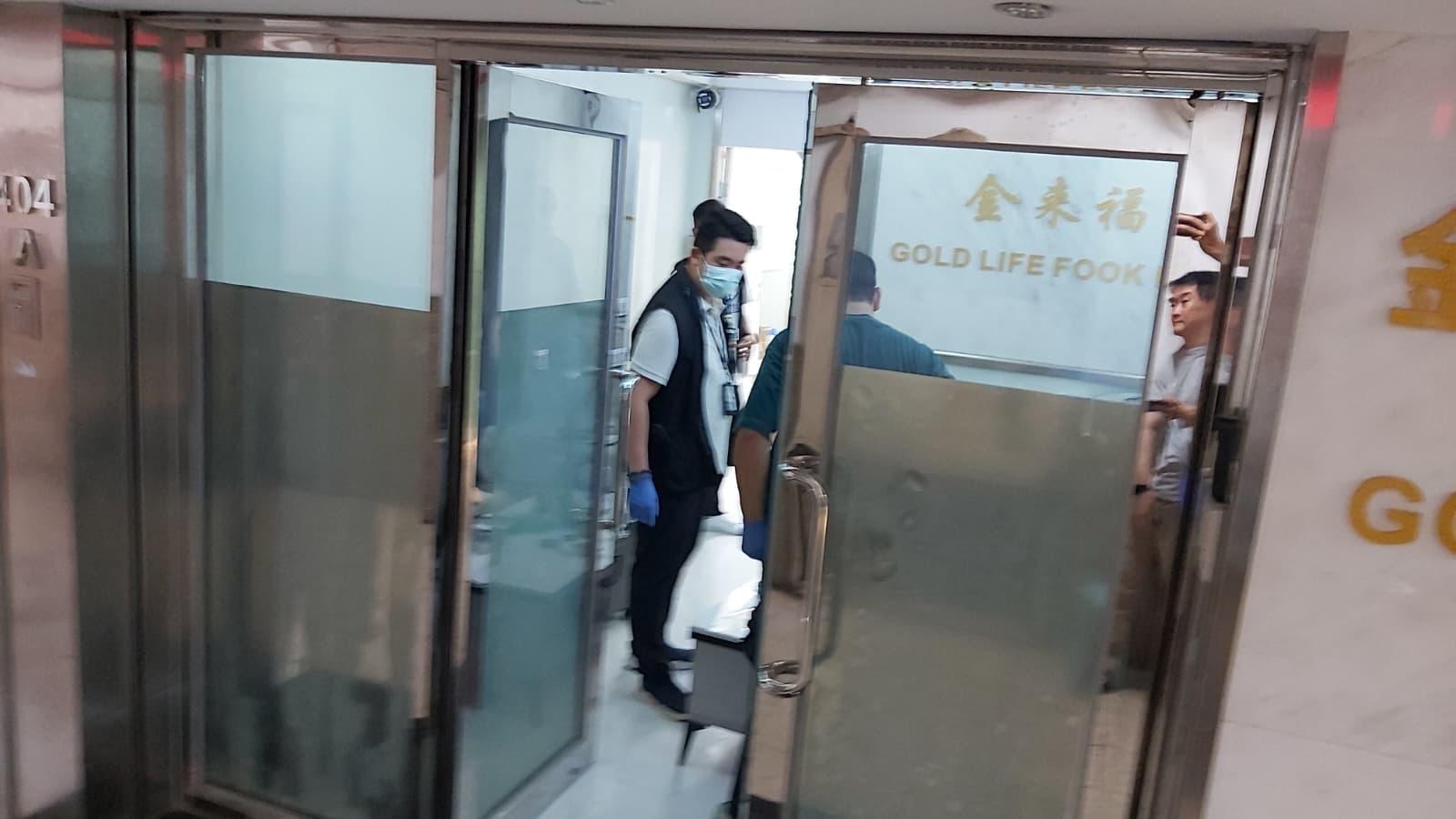 紅磡富恆工業大廈一黃金及珠寶首飾加工工場前日遇劫。