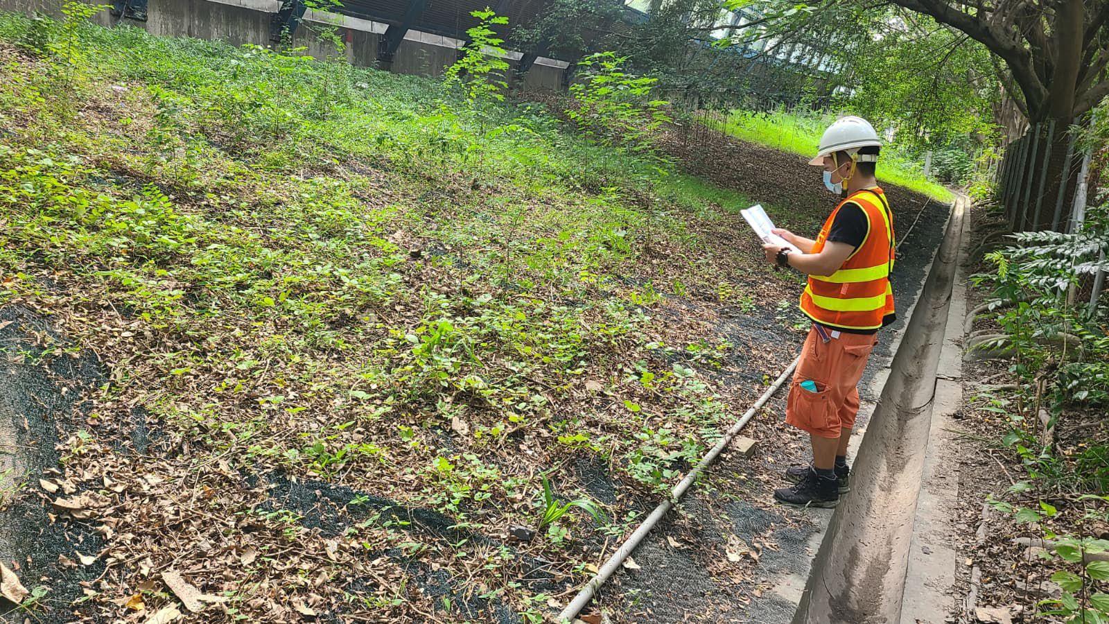 颱風樺加沙︱路政署:已作好準備 應對公共道路突發情況 (@IG hydgovhk圖片)
