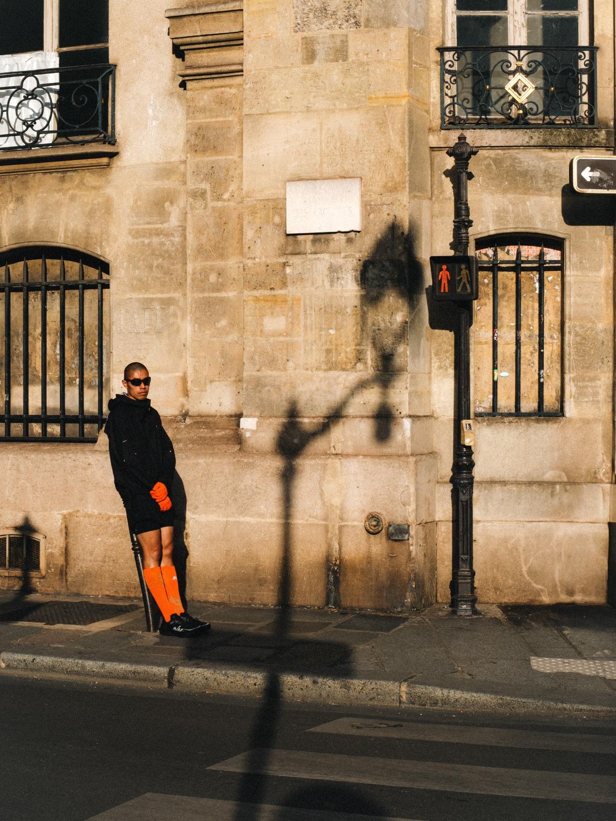 i-Ning及NINEpointNINE已率先於巴黎時裝周公開「Light Tracker」系列