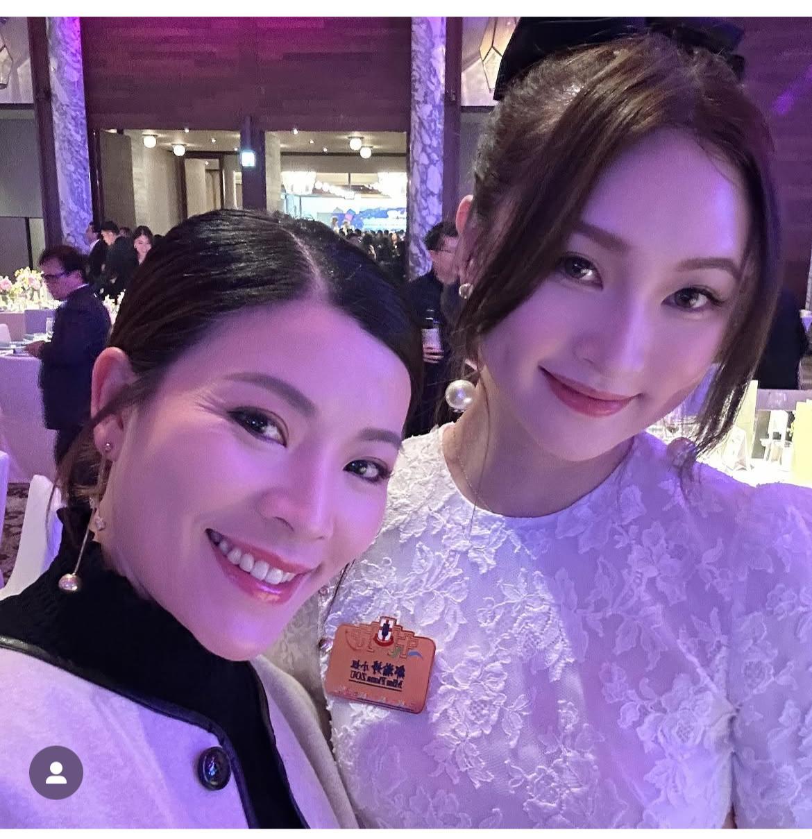 Fiona人緣甚佳,不時出席東華三院活動。