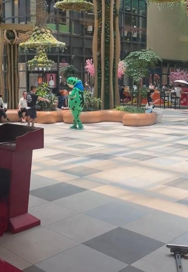 王浩信相當專業!