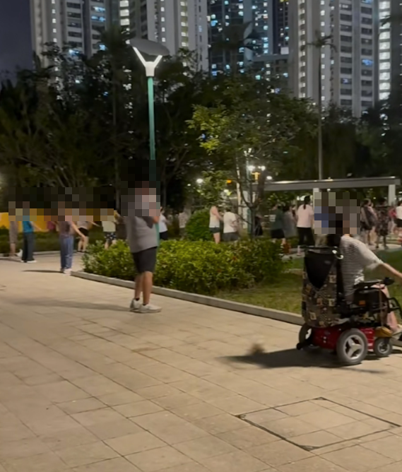 廣場舞進駐深水埗(小紅書影片截圖)