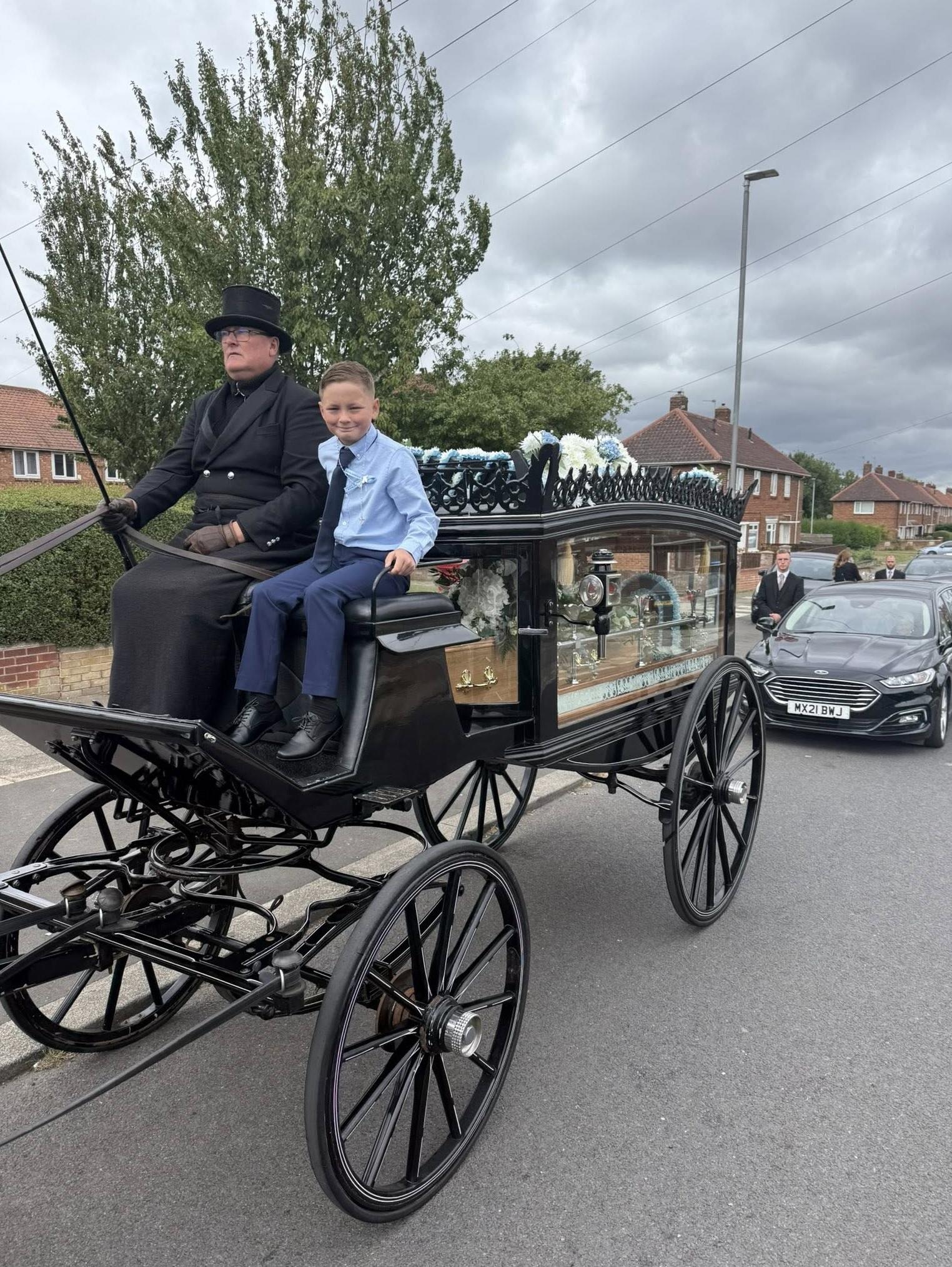 貝利基7月底突然離世,於上月舉殯,惜父親懷特在喪禮上心臟病發身亡。(互聯網)