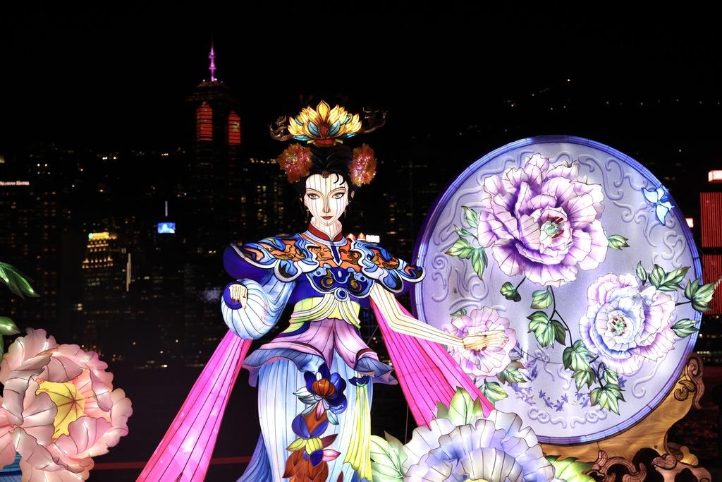 西九文化區舉行限定4日的「迎國慶 ‧ 華服嘉年華」(圖片來源:官方圖片)