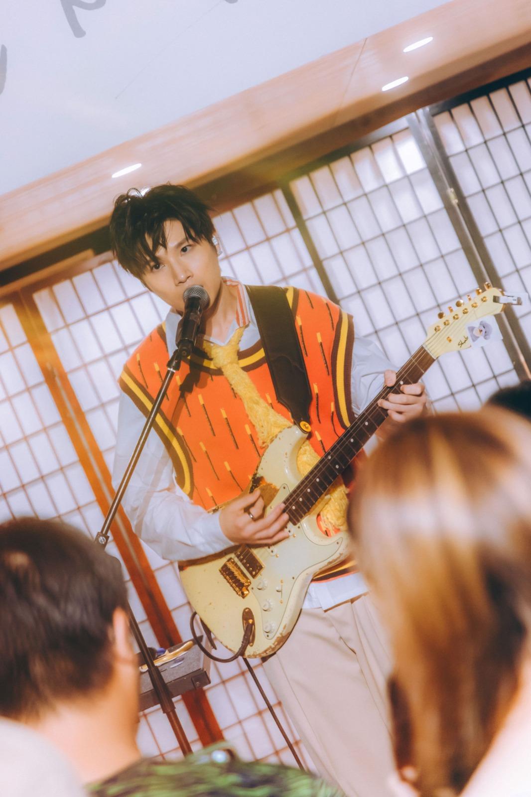 Michael C舉行 「Michael C U in《C Major》」首張個人專輯分享會。