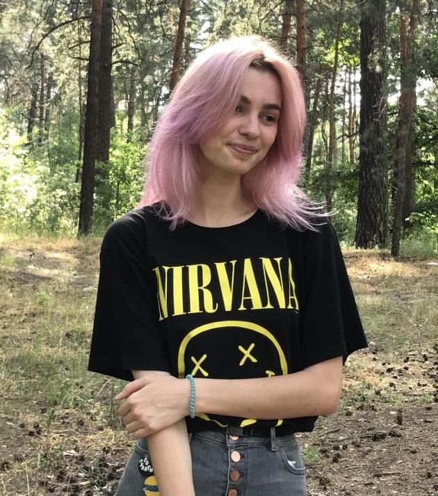 遇害的烏克蘭女子扎魯茨卡。(互聯網)