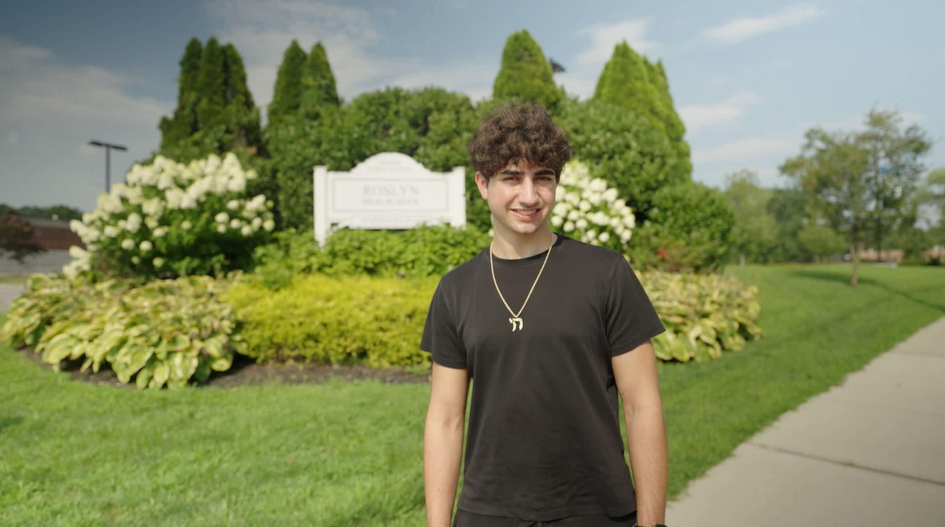 美國紐約州18歲天才少年亞德加里(Zach Yadegari)。(互聯網)