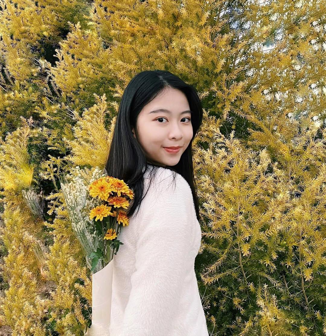 「作女郎」Natalie樣子非常GFable,青春可人。