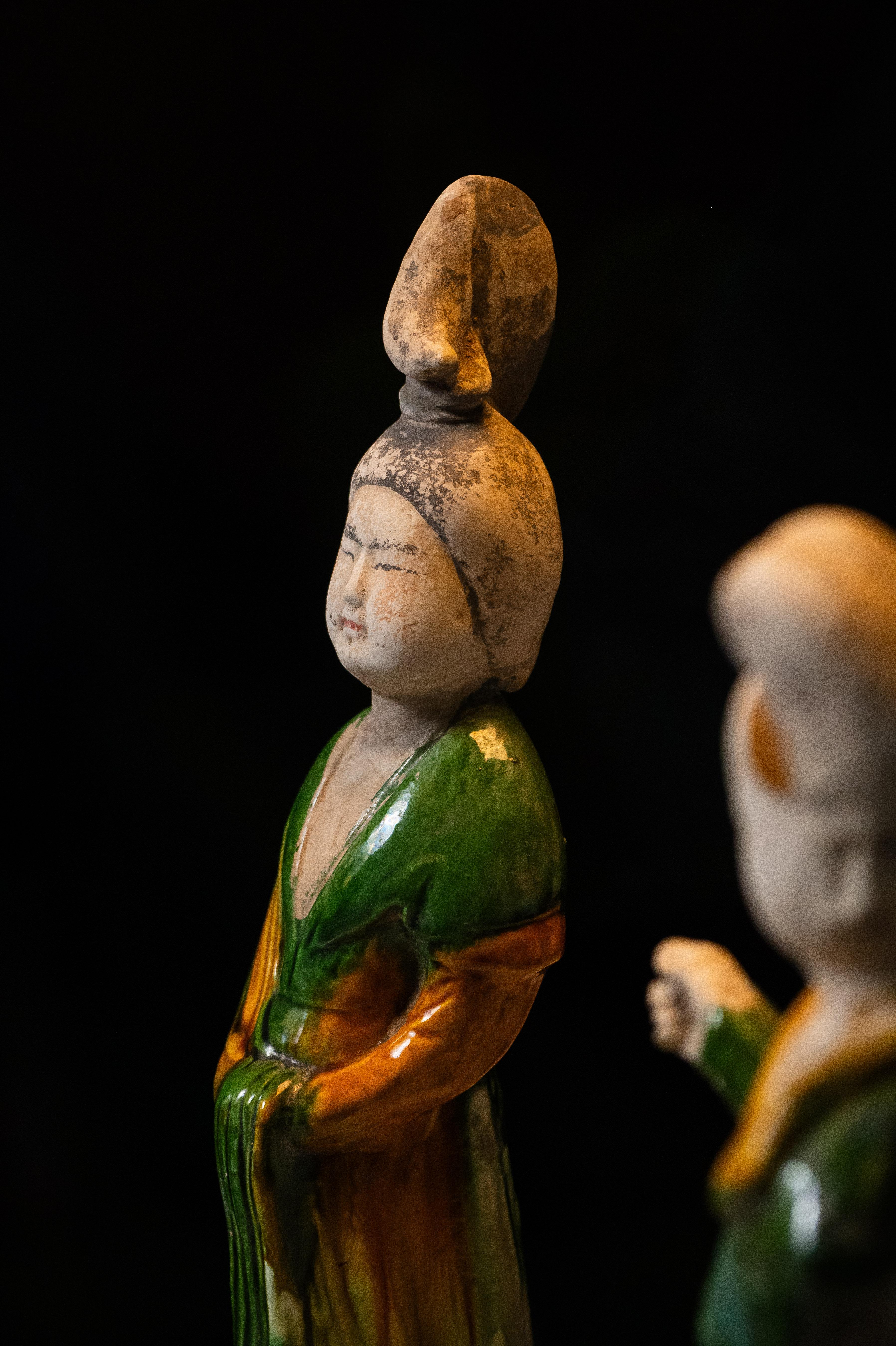 三彩黃綠釉伶俑