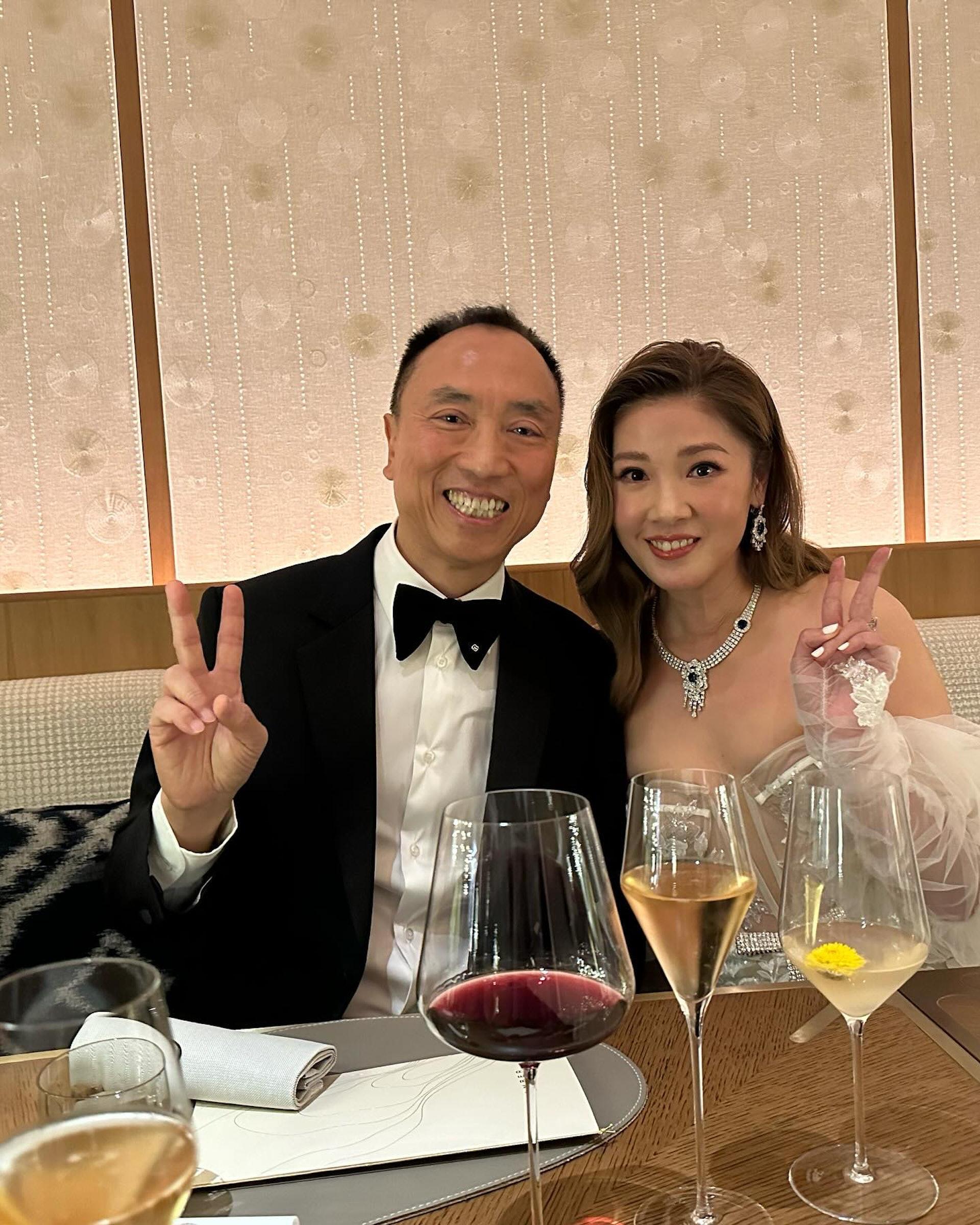 翁嘉穗與鄔友正婚後恩愛非常。