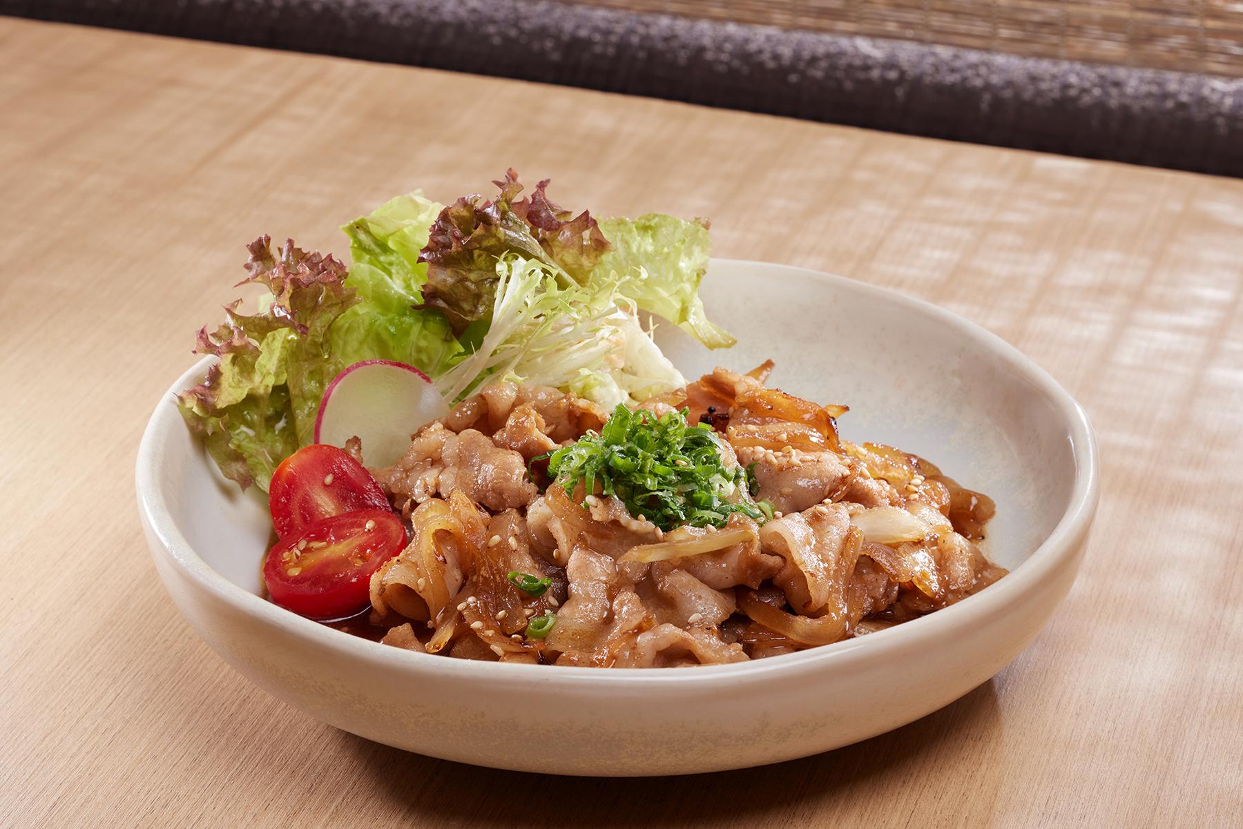 北海道主食雪夢豚肉山賊燒($128)下洋蔥快炒,並以醬油及黑椒同煮,鎖著肉汁。