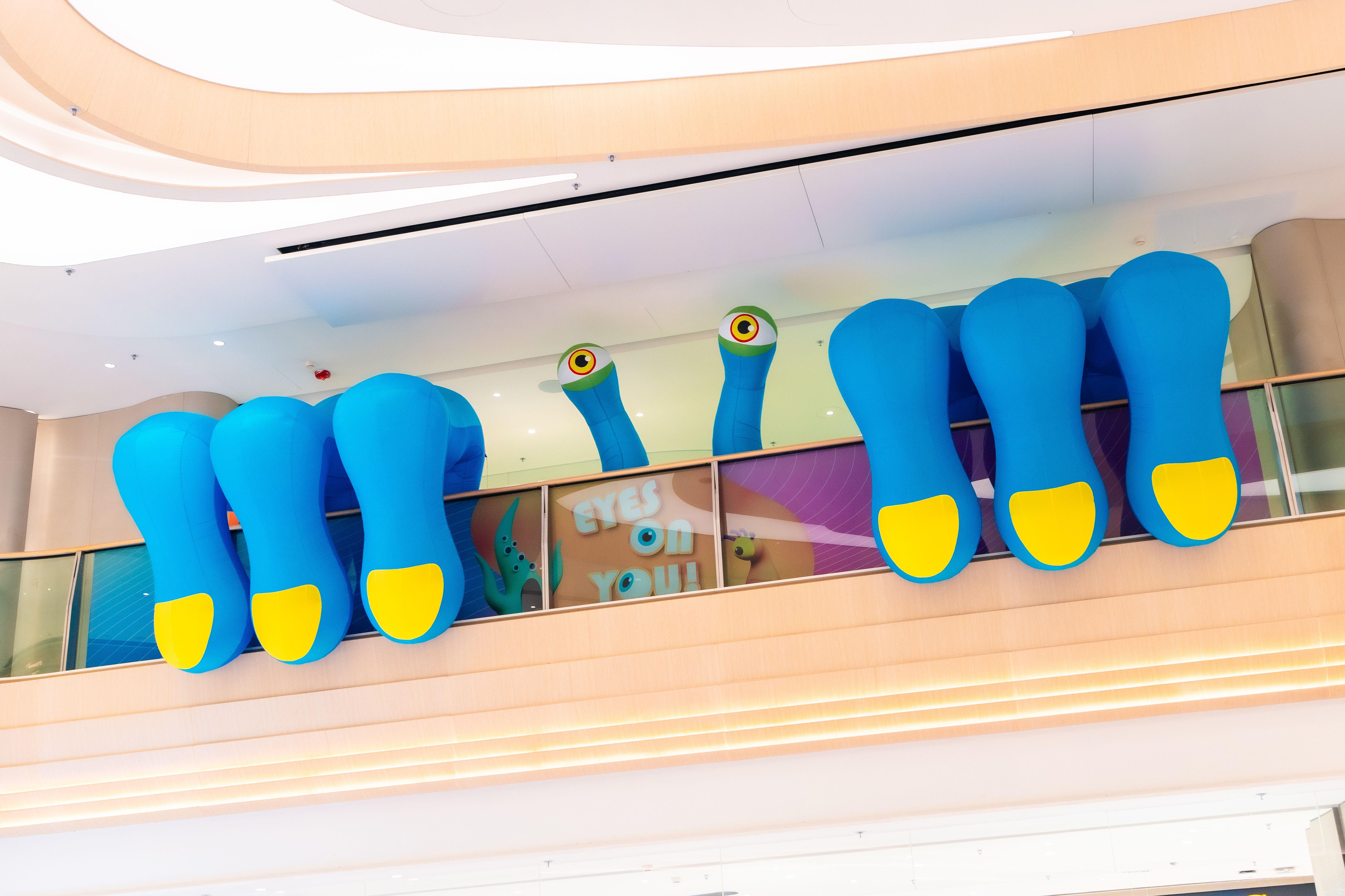 害羞鬼Kevin在熱情地邀請你,一同踏入這個幻彩森林