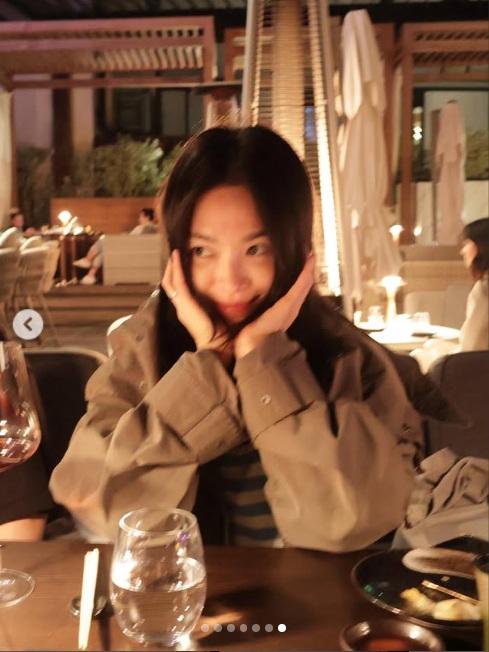 43歲的宋慧喬,不介意素顏上鏡。