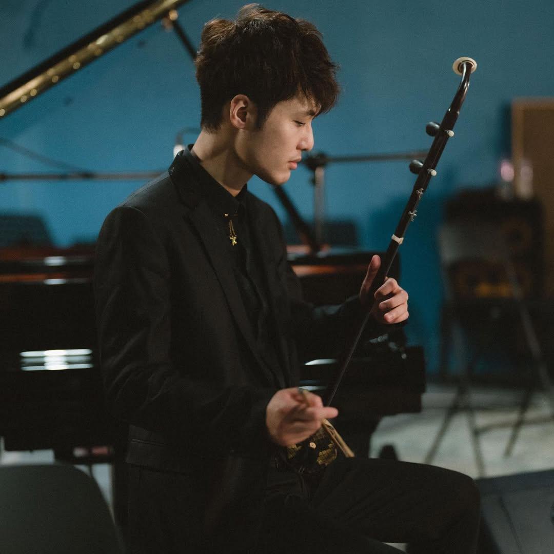 朱芸編在西九大盒舉行個人音樂會「BETWEEN WORLDS」。