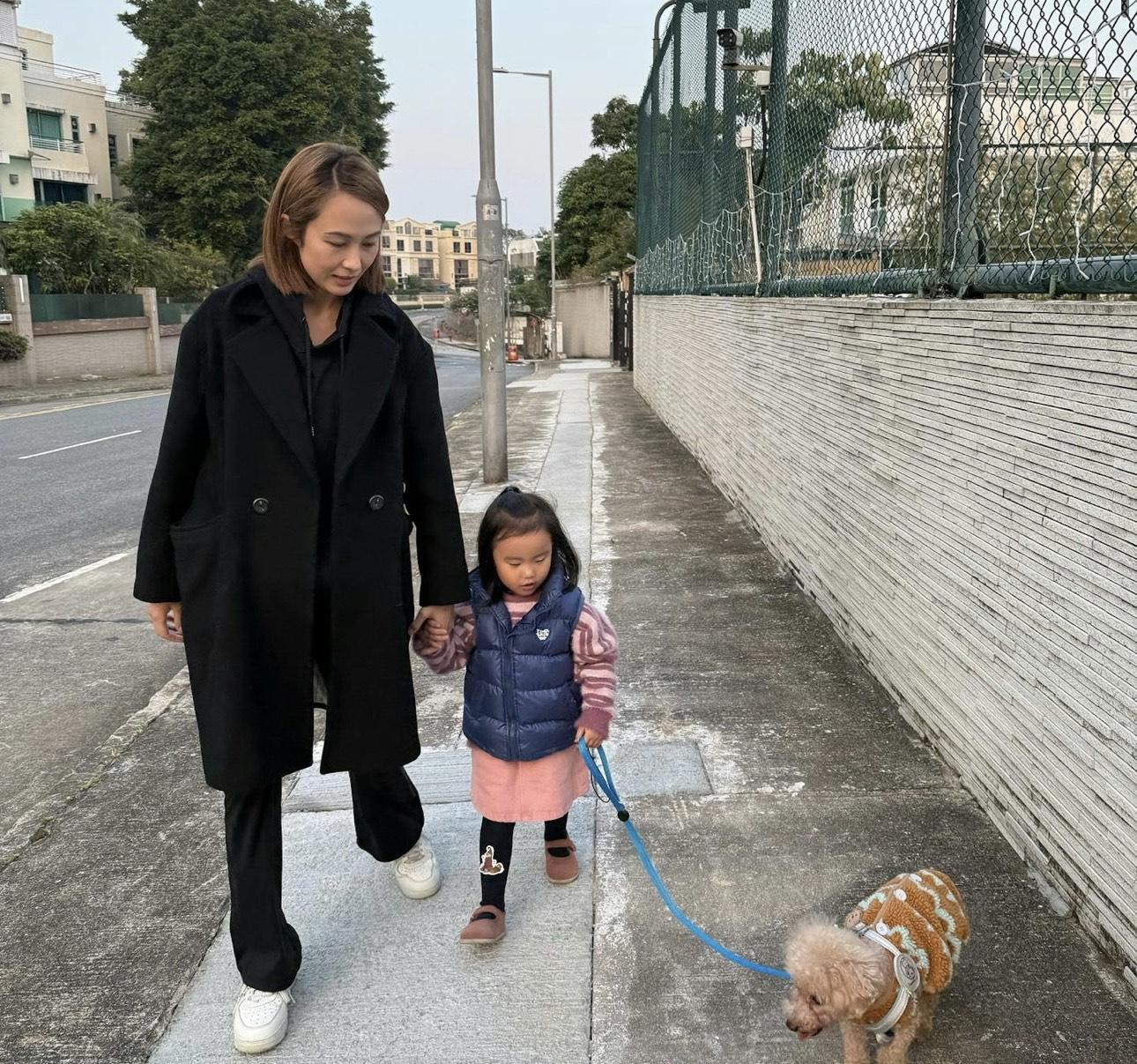 湯怡憶起以往跟愛犬的點滴。