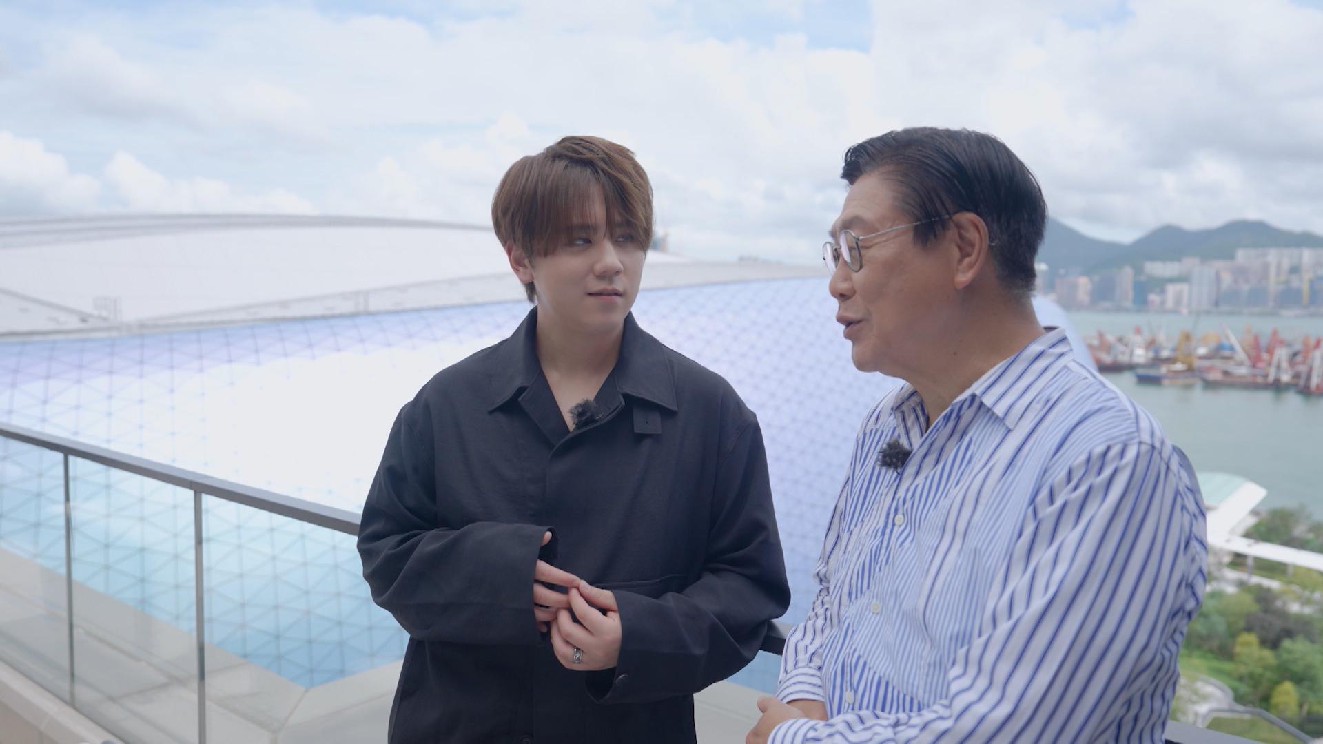 當馬時亨問到會否考慮於啟德體育園舉行演唱會時,姜濤表示與MIRROR成員一起應該可以。